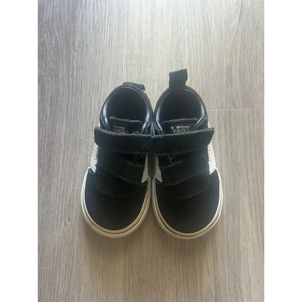 Vans toddler old skool V sneakers size 4